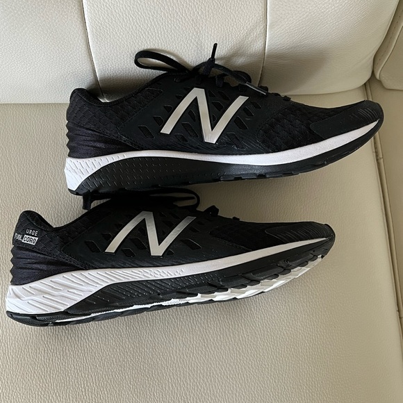 NEW BALANCE men’s fuel core urge sneakers - Picture 2 of 9